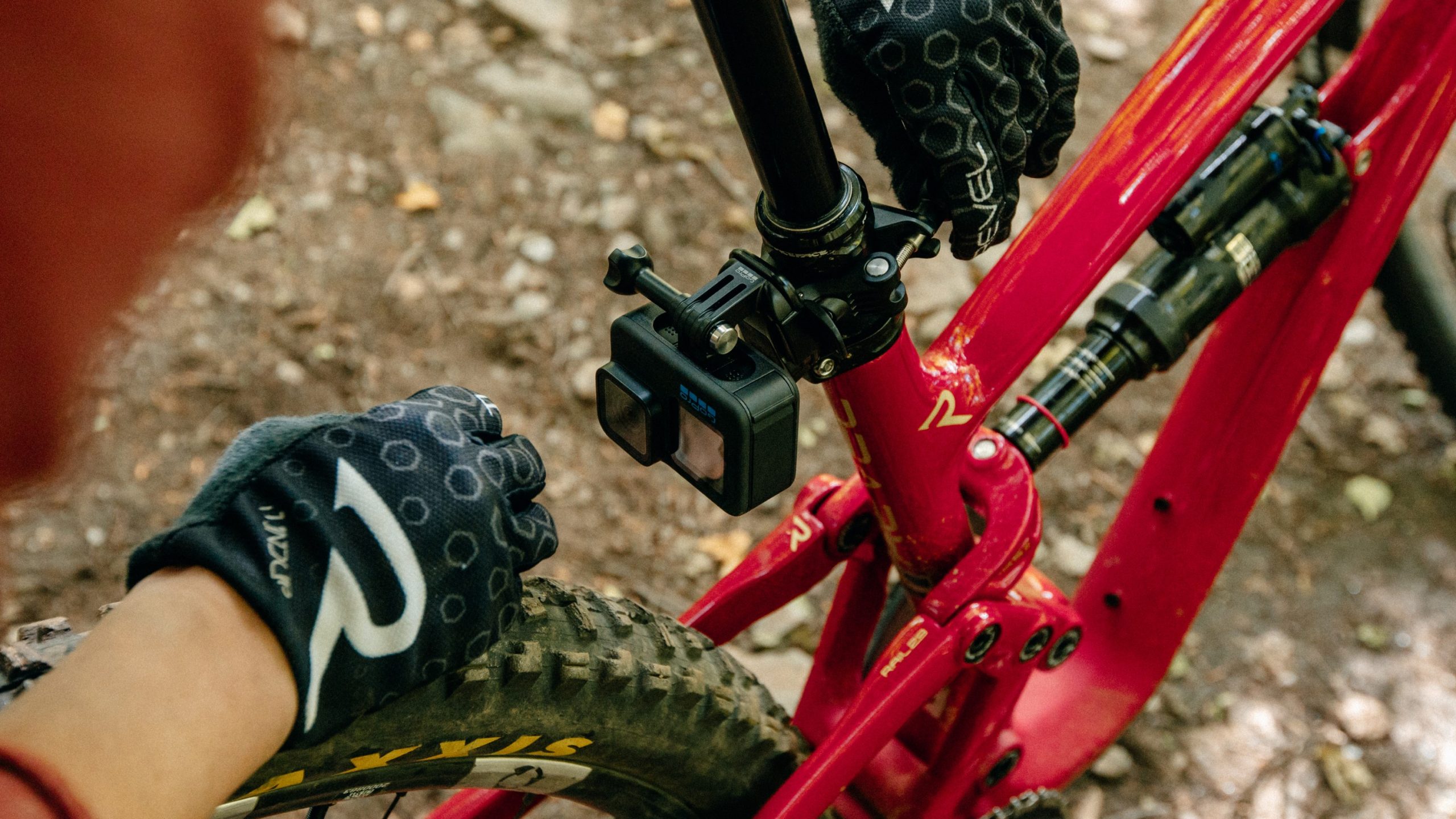 Handlebar / Seatpost / Pole Mount - Image 6